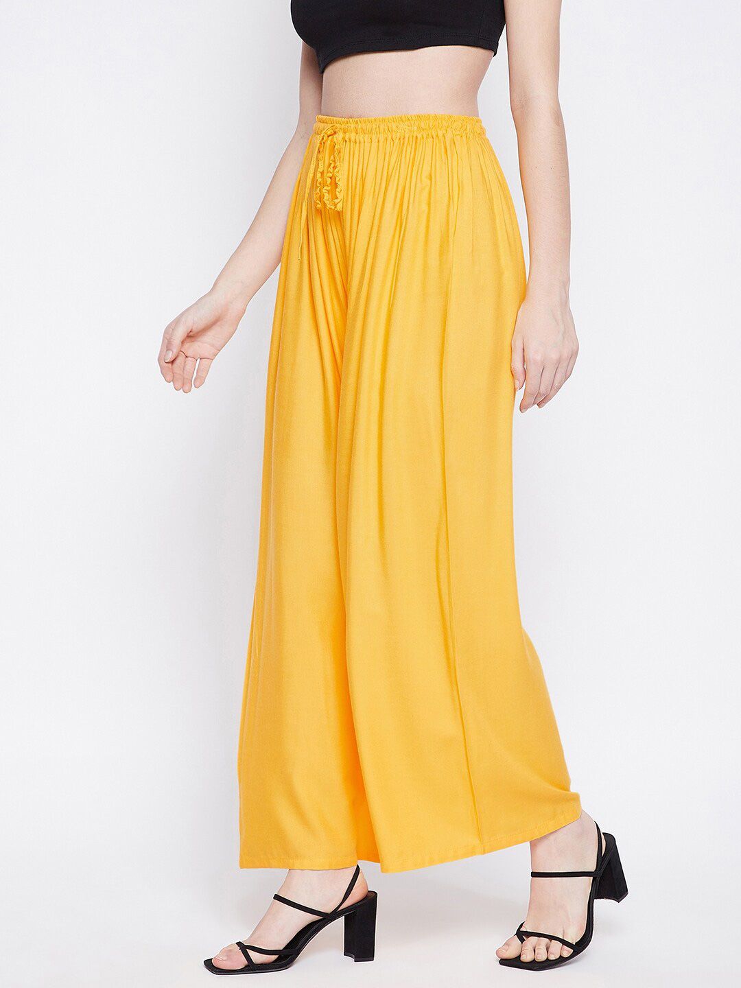 Dhimhi Women's Yellow Flared Knitted Palazzos