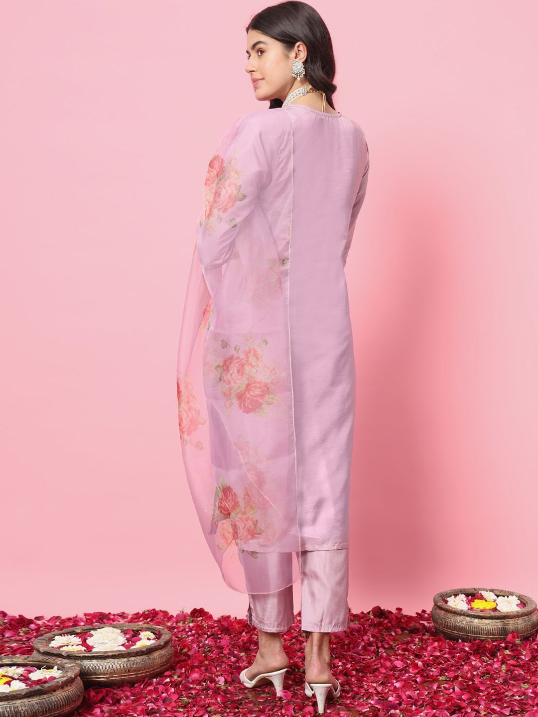 Dhimhi Women's Ethnic Motifs Yoke Design Straight Kurta with Trousers & With Dupatta