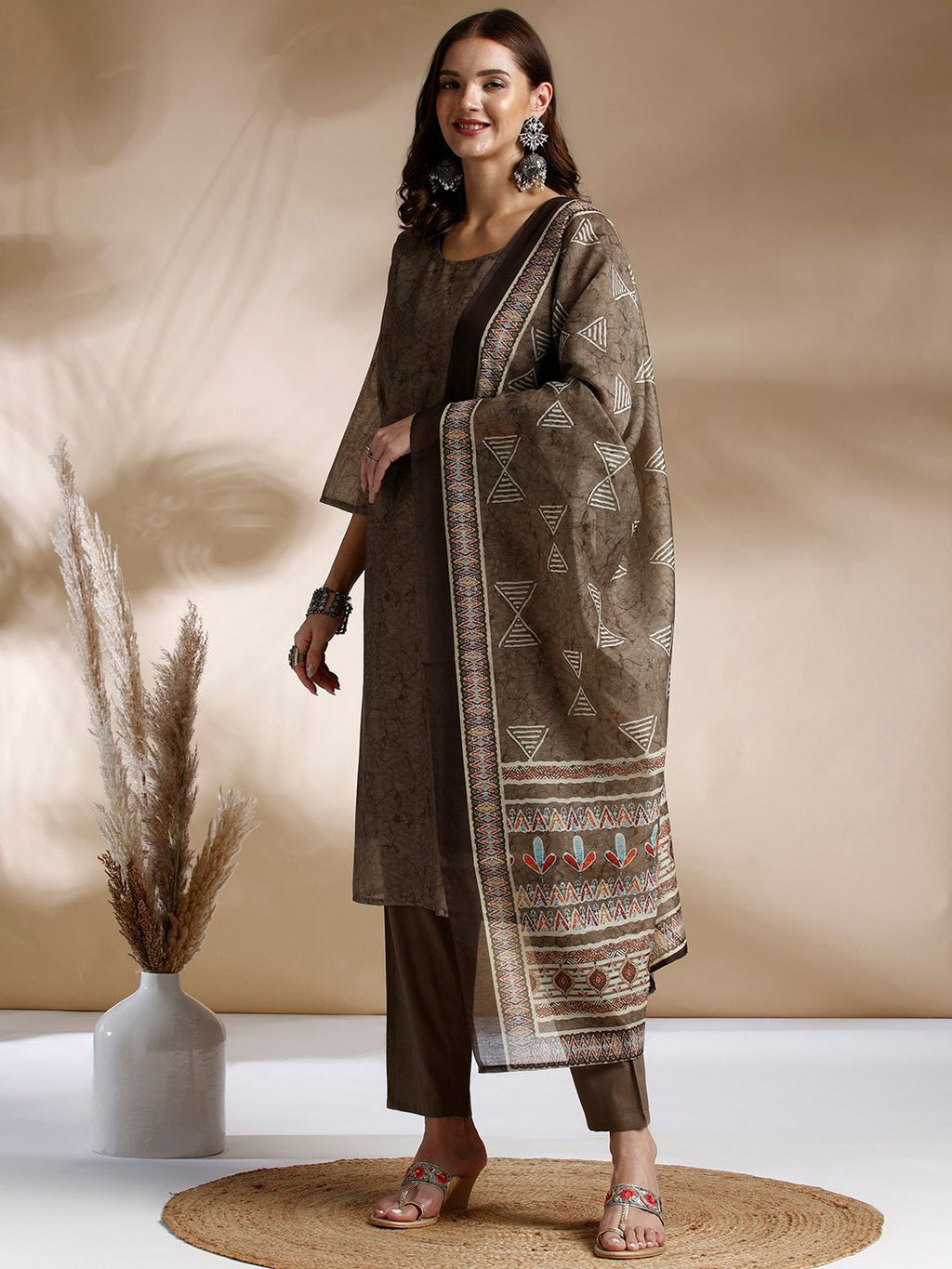 Dhimhi Women Abstract Printed Regular Chanderi Cotton Kurta With Trousers & Dupatta