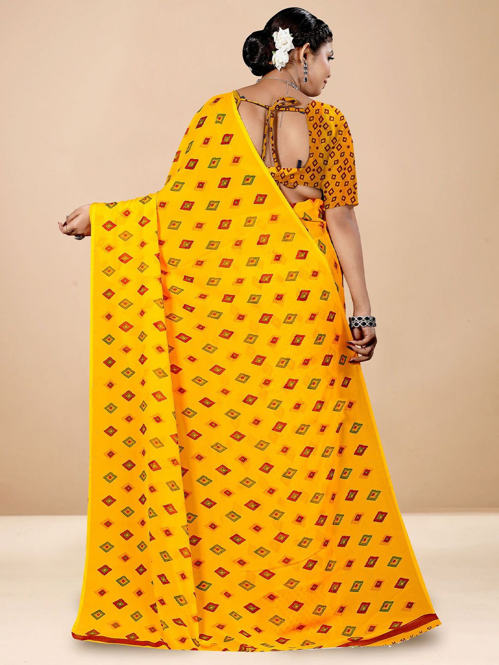 Dhimhi Women's Ethnic Motifs Poly Georgette Saree