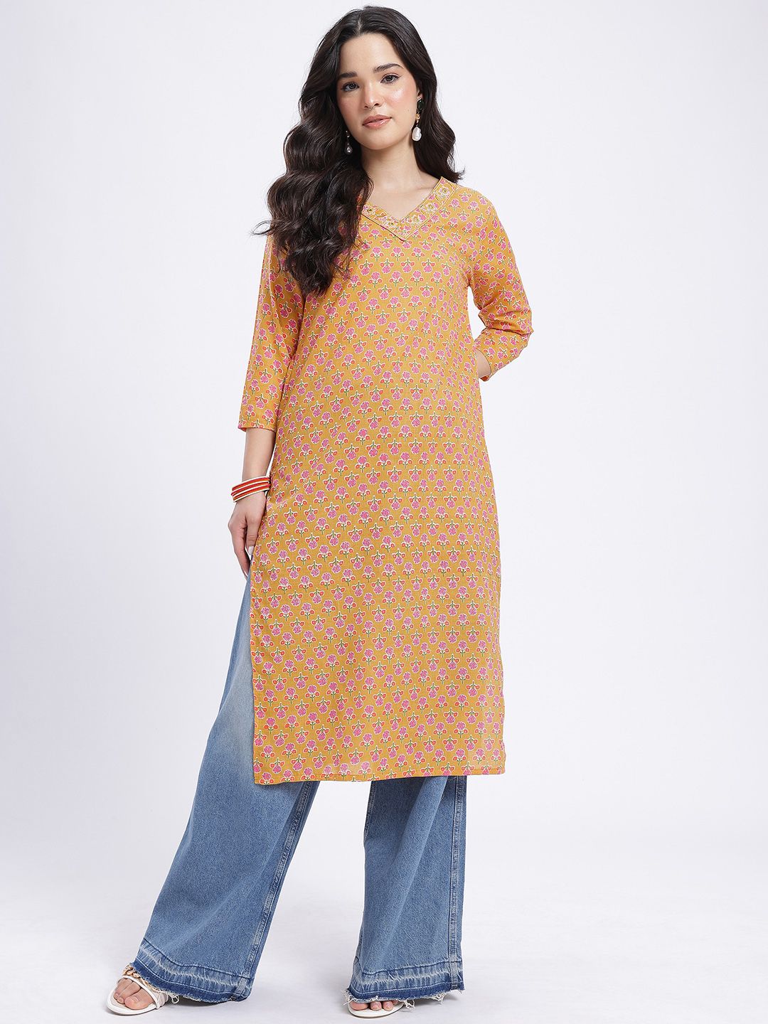 Floral Printed Thread Work Detail V-Neck Straight Kurta