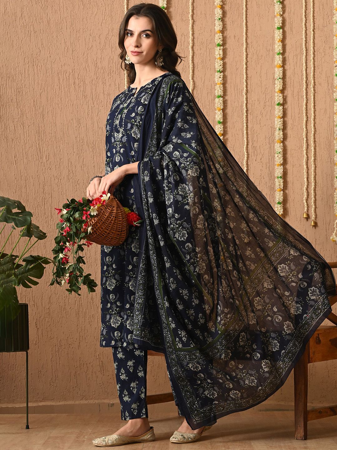 Dhimhi Women's Floral Printed Regular Pure Cotton Kurta with Trousers & With Dupatta