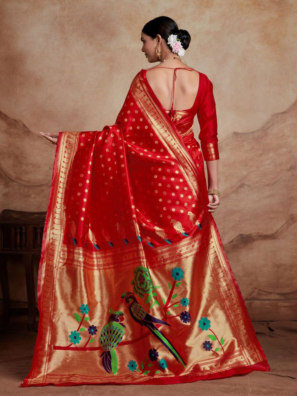 Dhimhi Women's Ethnic Motifs Silk Blend Woven Paithani Saree with Blouse Piece - dhimhi