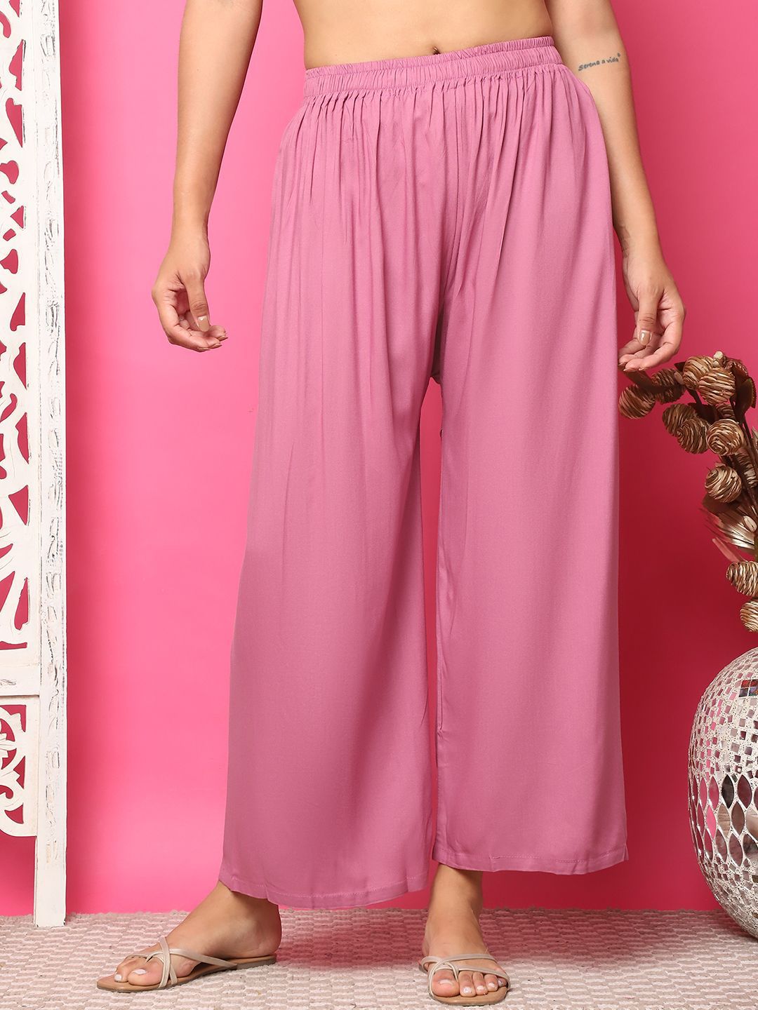 Dhimhi Women's Flared Palazzos