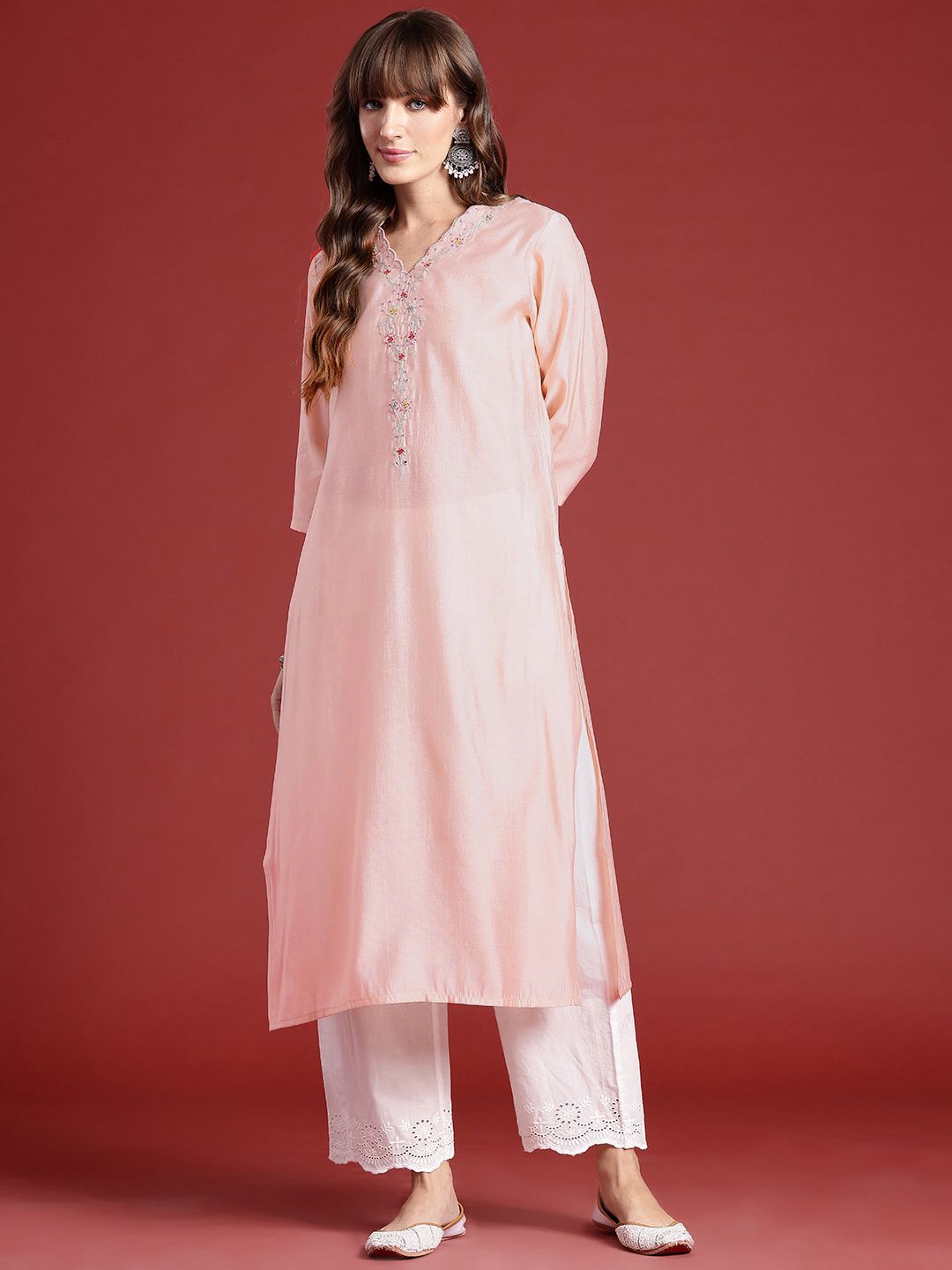 Floral Embroidered V-Neck Beads & Stones Studded Straight Kurta