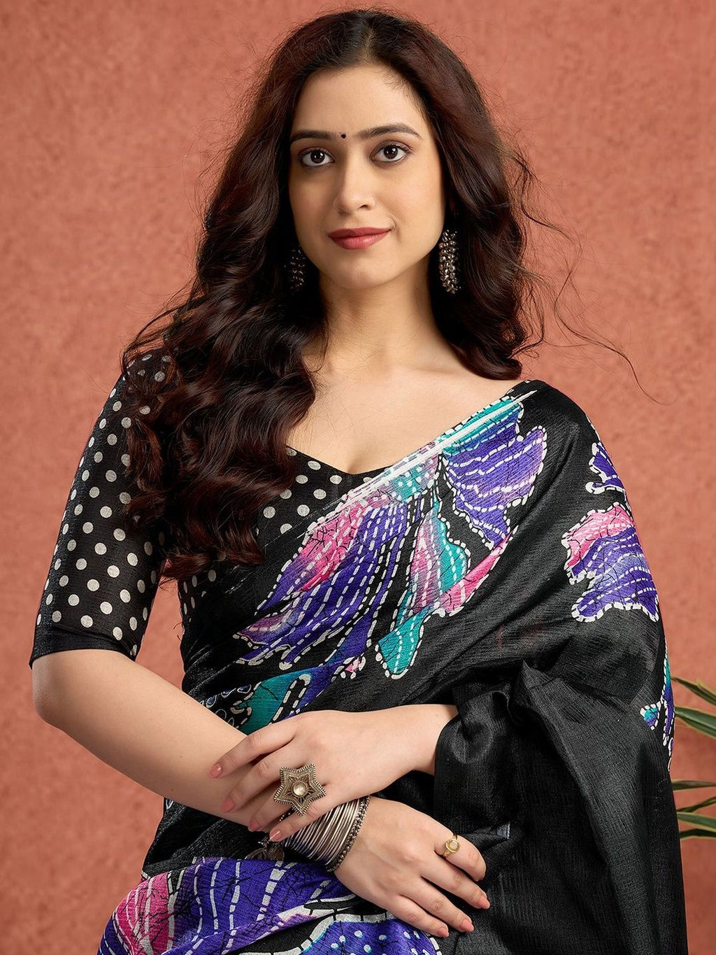 Dhimhi Women's Floral Saree