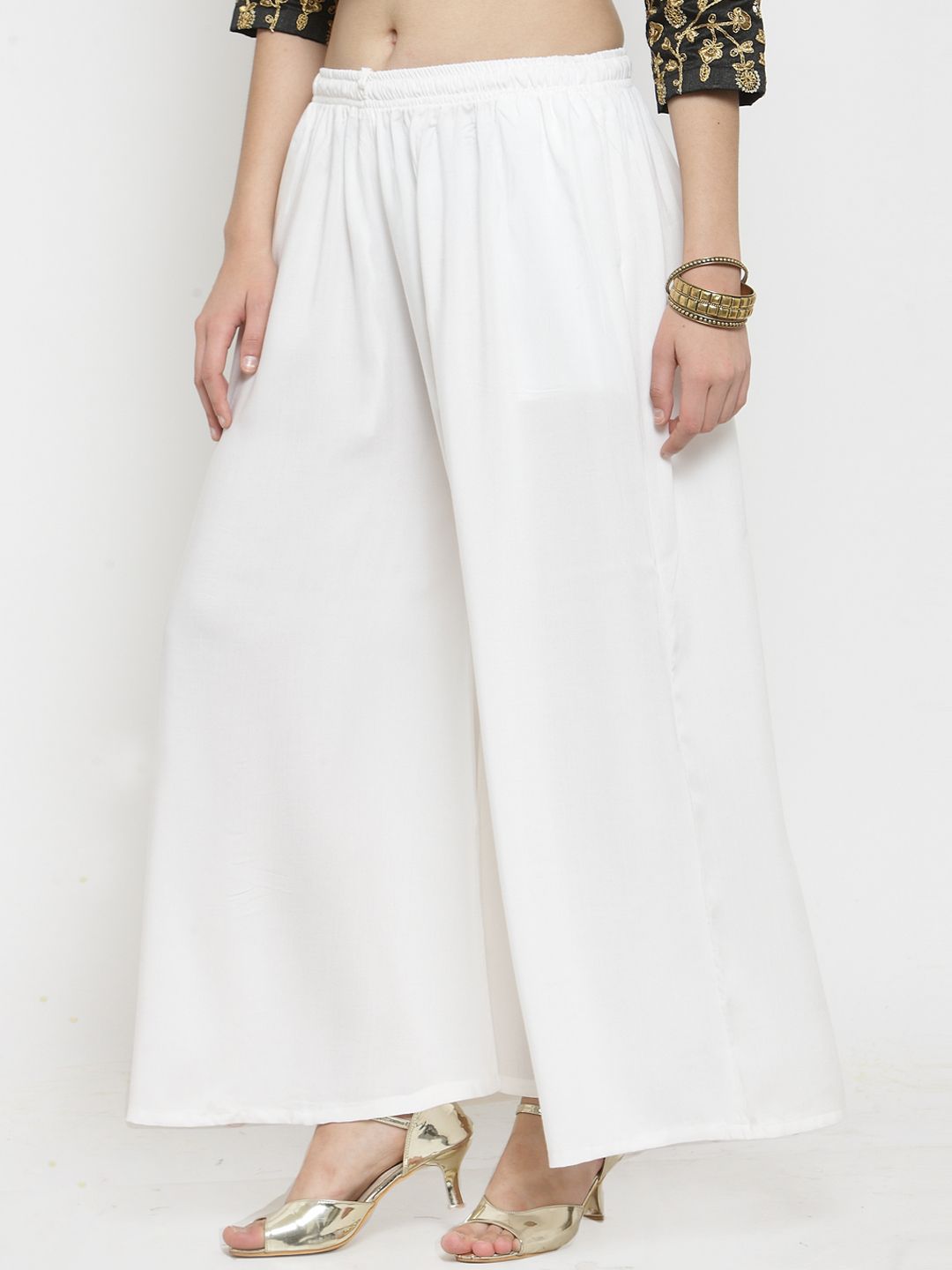 Dhimhi Women's Off-White Solid Flared Palazzos