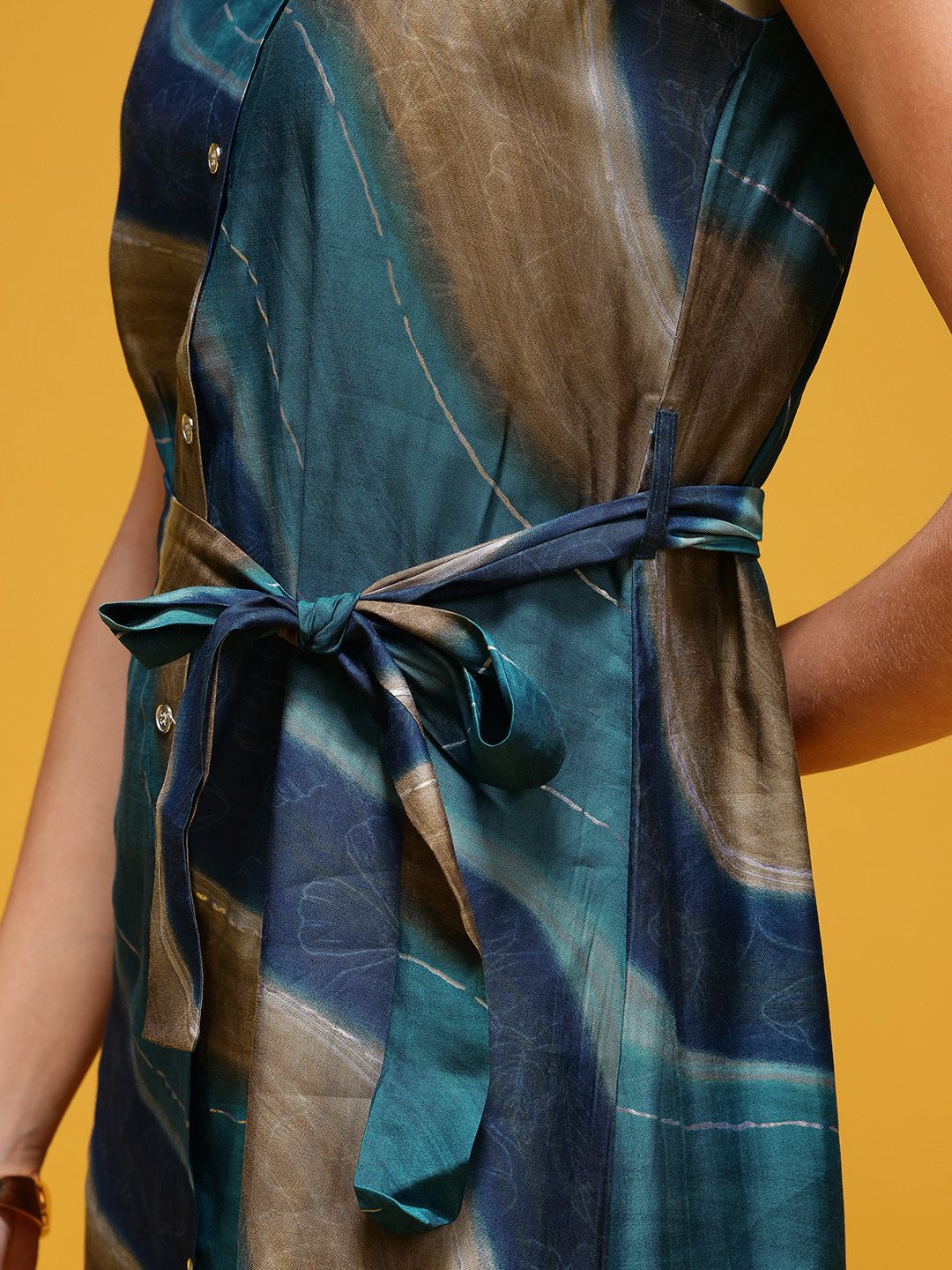 Dhimhi Women's Abstract Print Belted Shirt Dress