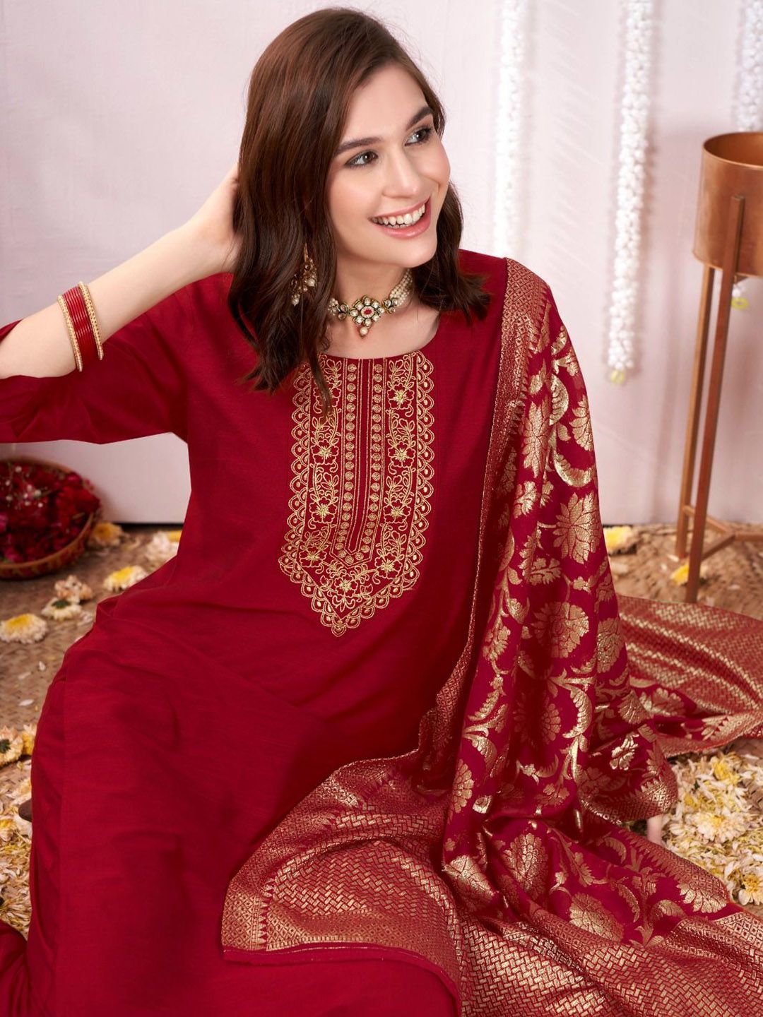 Dhimhi Women's Floral Yoke Design Regular Zari Straight Kurta with Trousers & Dupatta