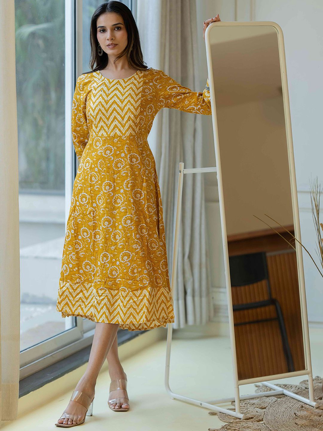 Dhimhi Women's Floral Printed Round Neck Cotton Fit & Flare Midi Ethnic Dress