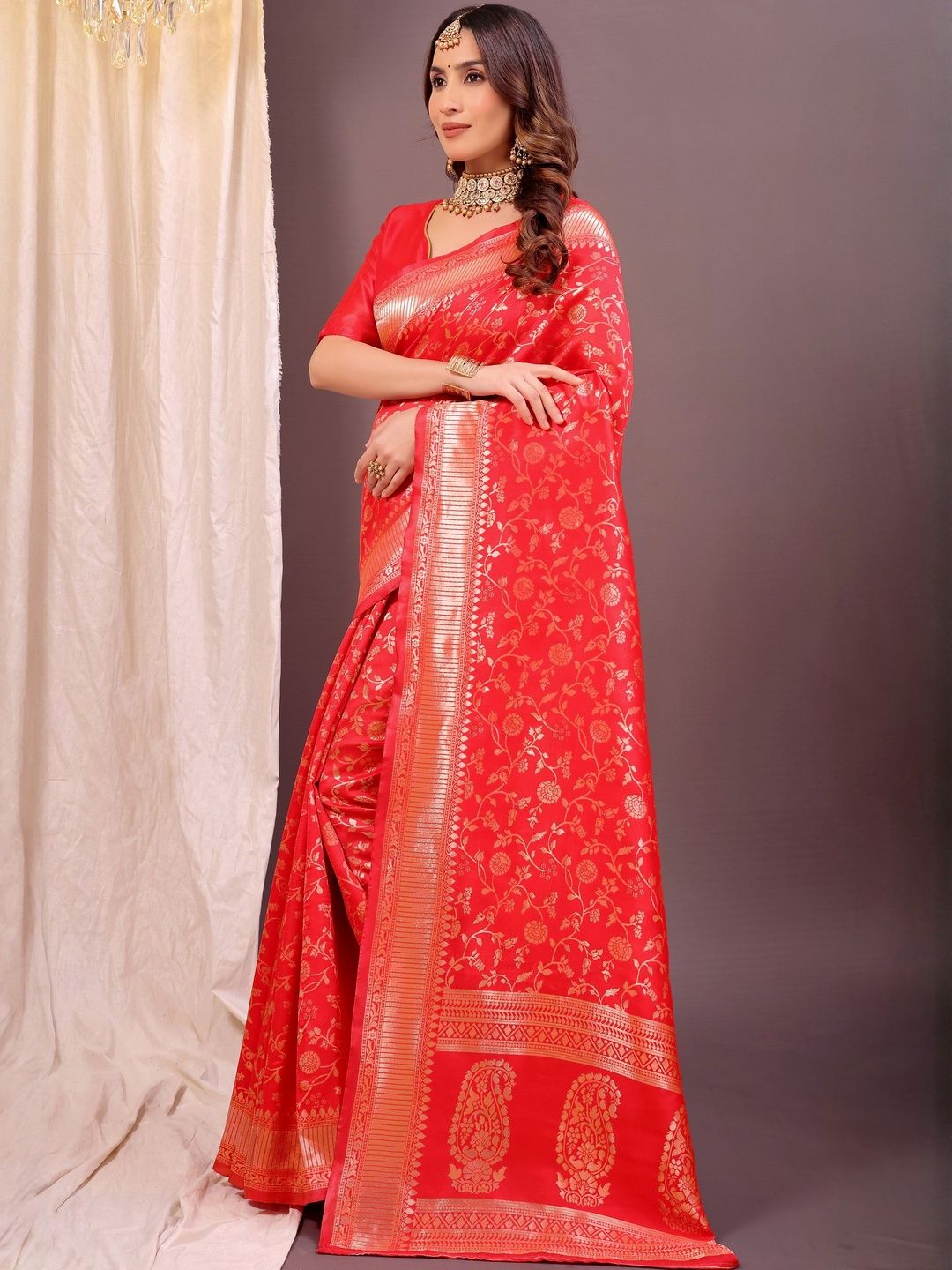 Dhimhi Women's Red Silk Cotton Woven Design Sarees