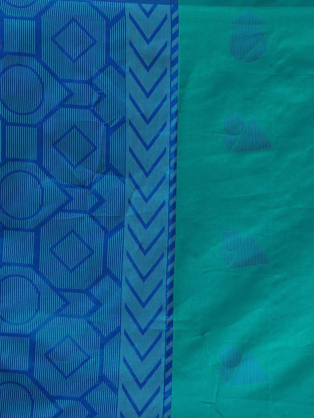 Dhimhi Women's Woven Design Silk Blend Saree