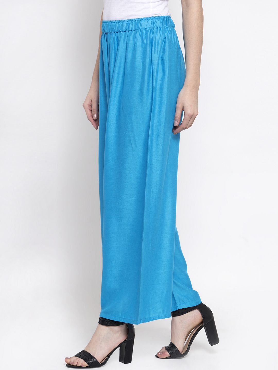 Dhimhi Women's Blue Solid Flared Palazzos