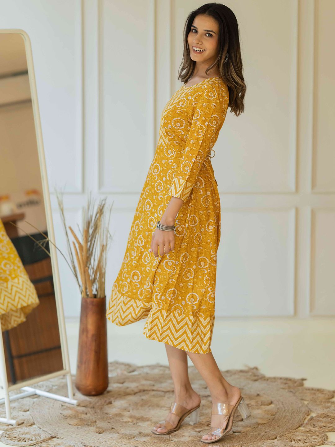 Dhimhi Women's Floral Printed Round Neck Cotton Fit & Flare Midi Ethnic Dress