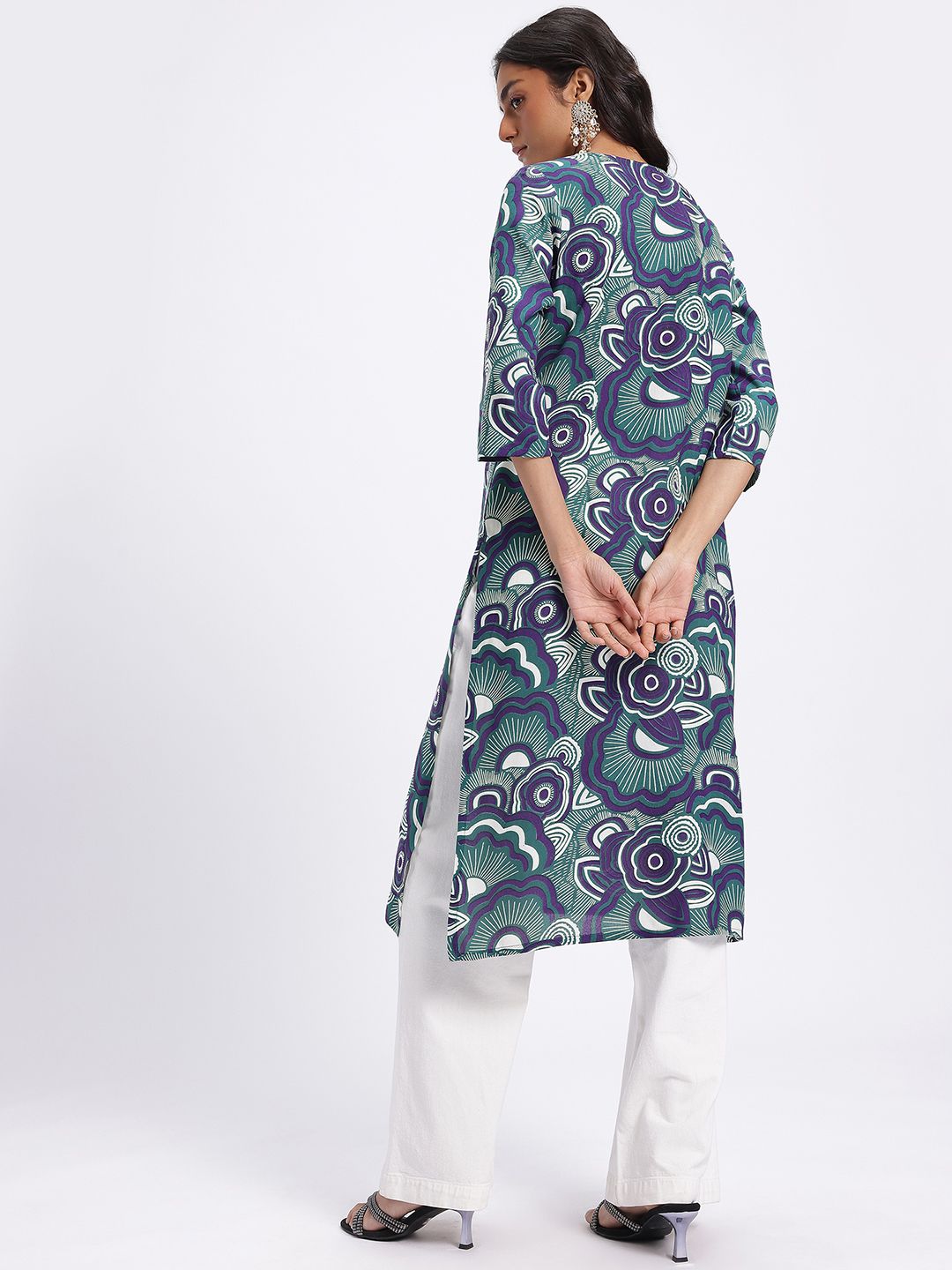 Ethnic Motifs Print Straight V-Neck Kurta