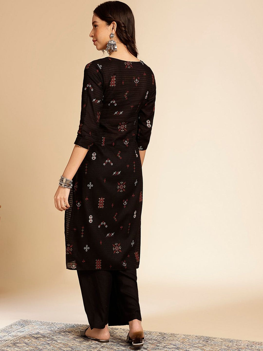 Black Ethnic Motifs Printed Round Neck Gotta Patti Cotton Straight Kurta