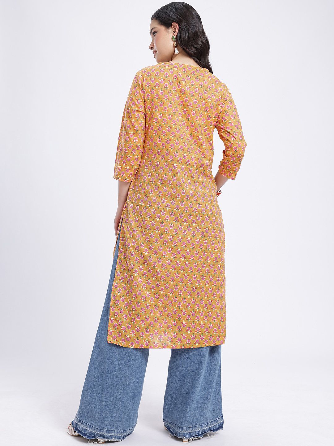 Floral Printed Thread Work Detail V-Neck Straight Kurta