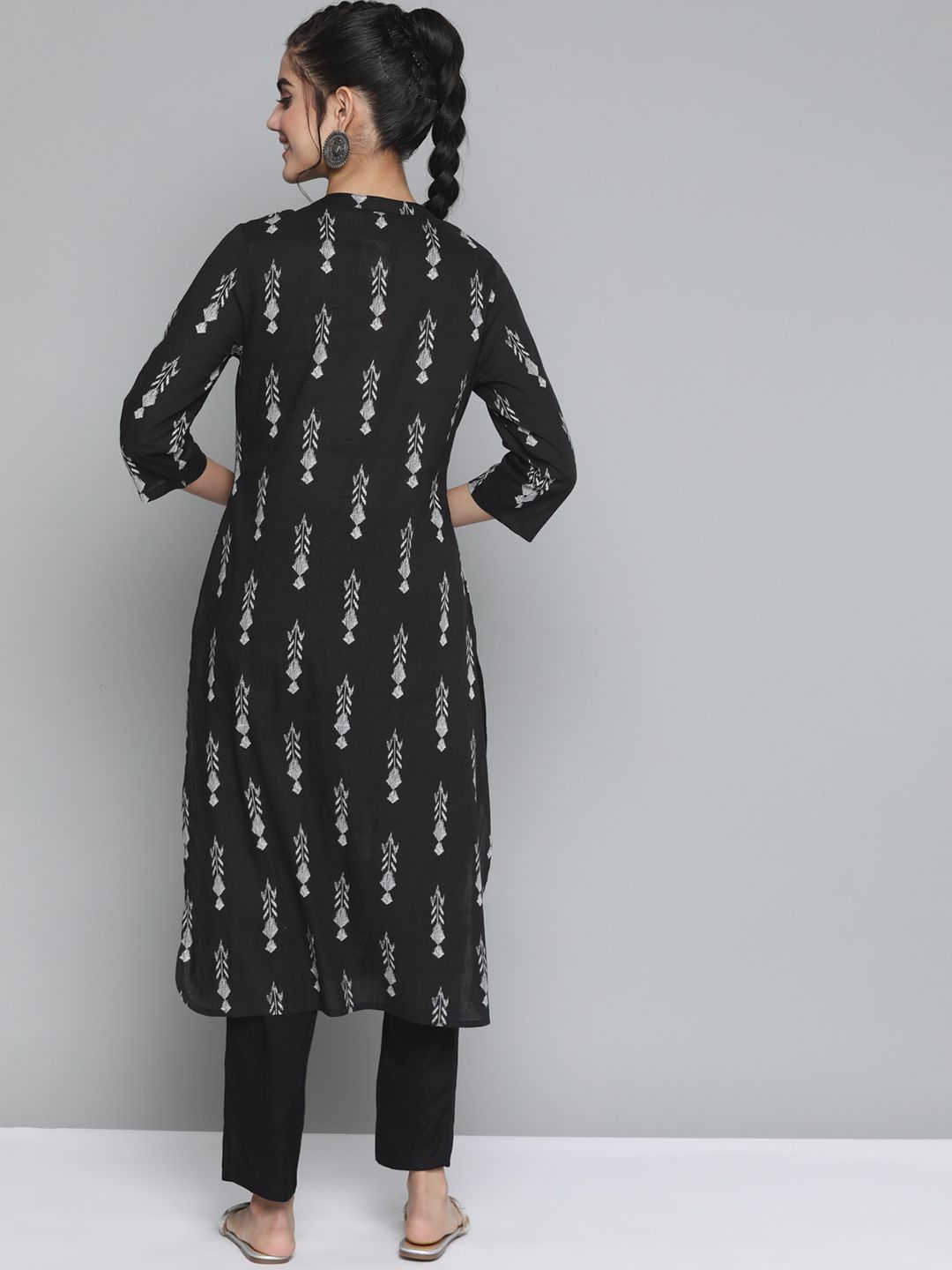 Women Black & White Ethnic Printed Kurta