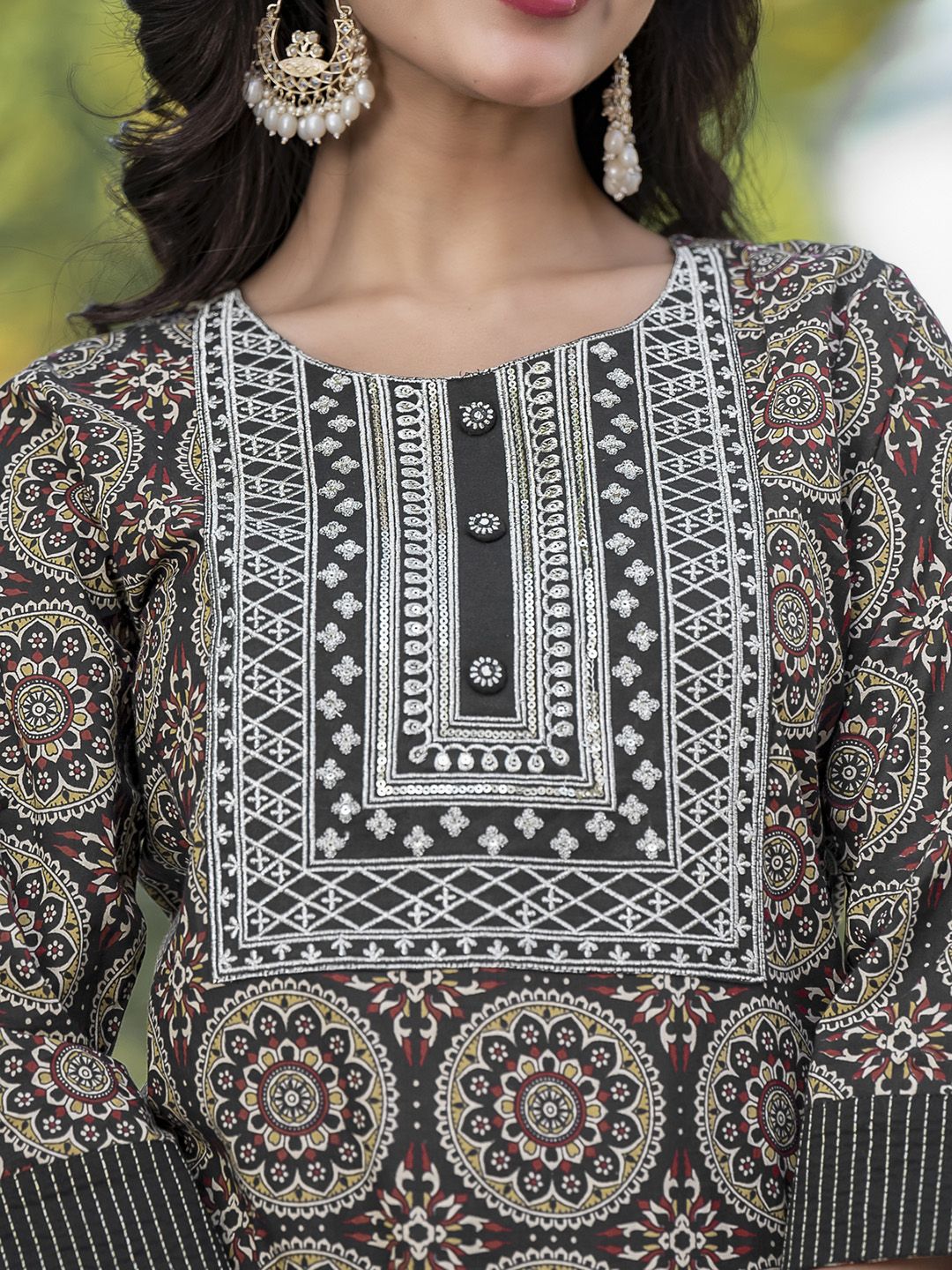 Dhimhi Women's Ethnic Motifs Printed Pure Cotton Kurta with Trousers & With Dupatta
