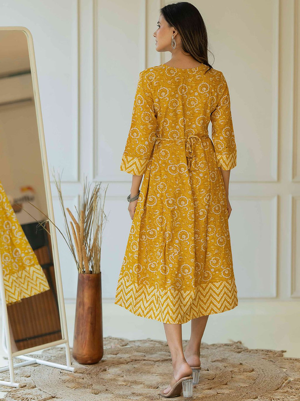 Dhimhi Women's Floral Printed Round Neck Cotton Fit & Flare Midi Ethnic Dress