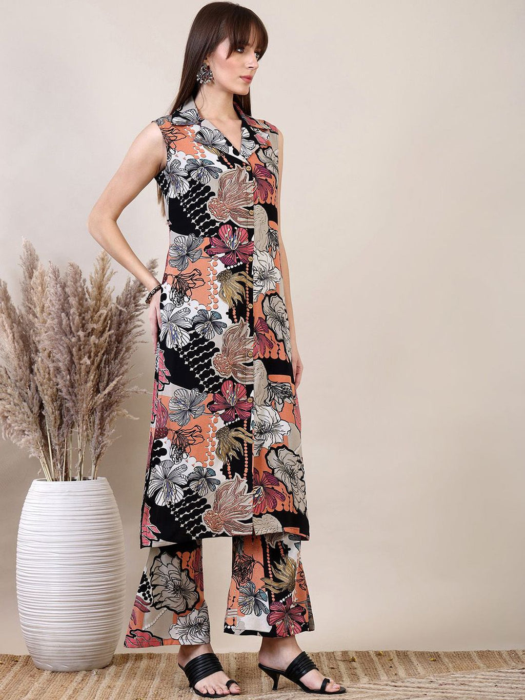 Dhimhi Women's Floral Printed Shirt Collar Kurta With Palazzo