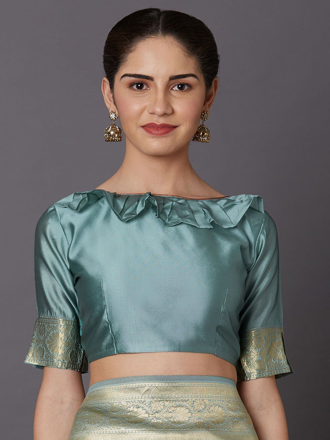 Dhimhi Women's Grey & Turquoise Blue Silk Blend Woven Design Kanjeevaram Saree