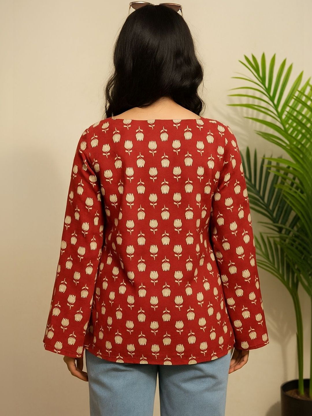 Women Floral Printed Sequinned Floral Kurta