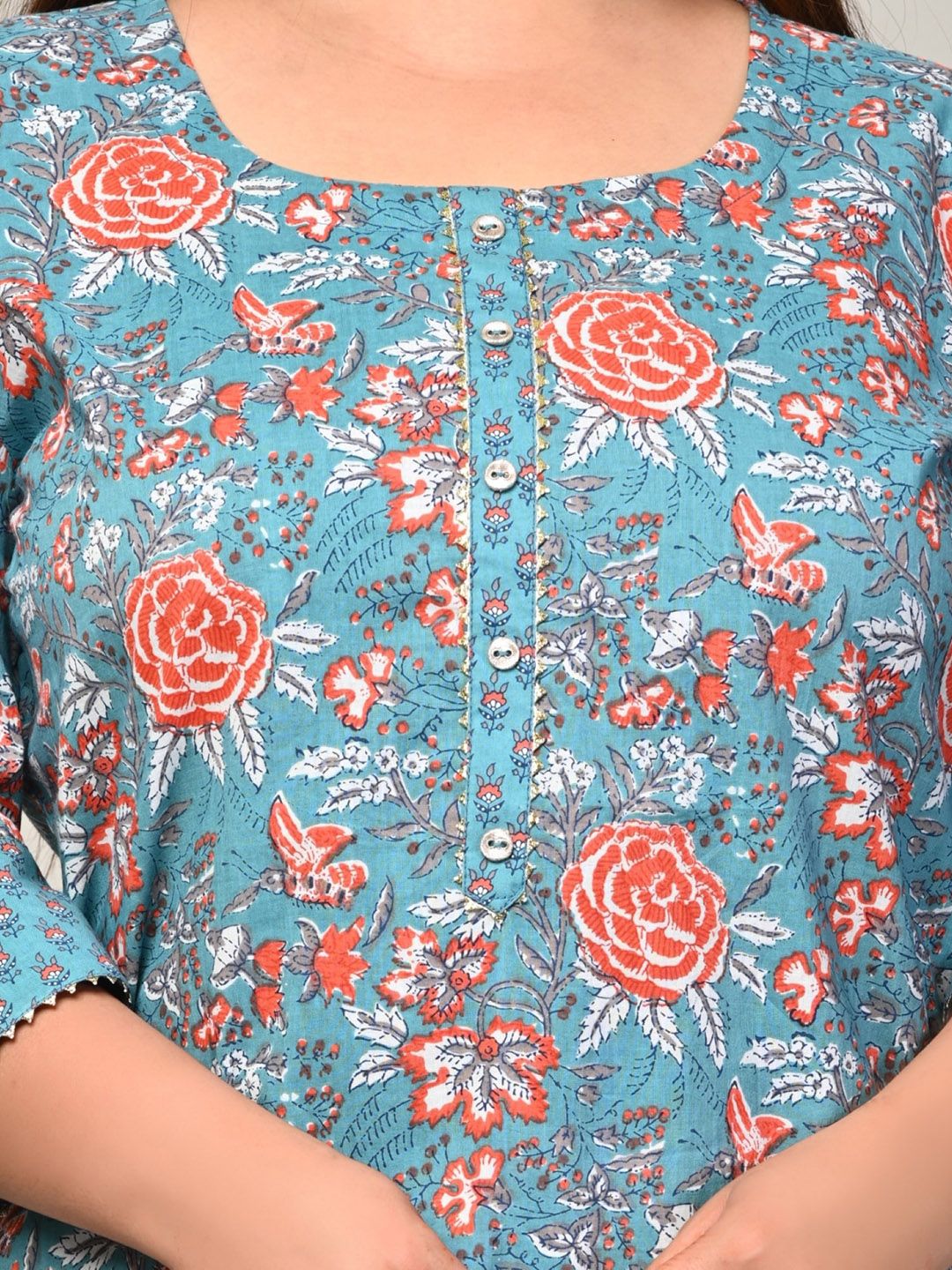 Plus Size Floral Printed Round Neck Gotta Patti Cotton Straight Kurta