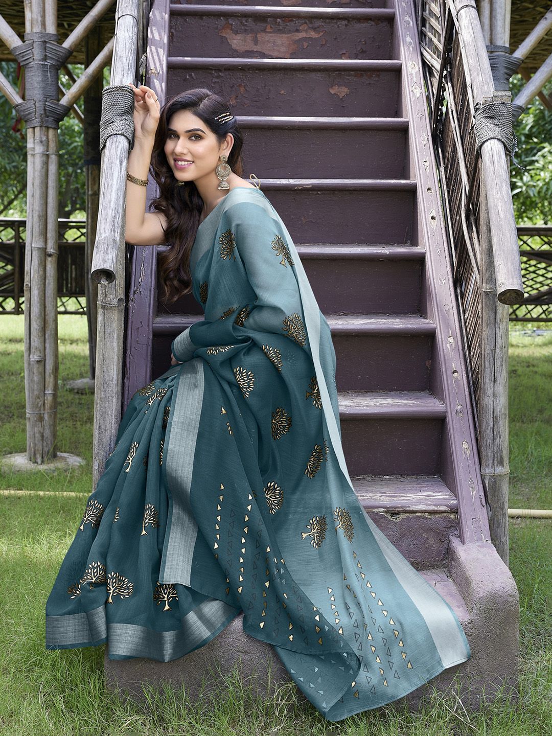 Dhimhi Women's Turquoise Blue & Gold Ethnic Motifs Bagh Poly Cotton Saree