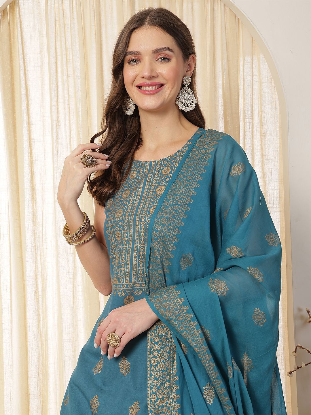 Dhimhi Women's Printed Regular Kurta with Trousers & With Dupatta