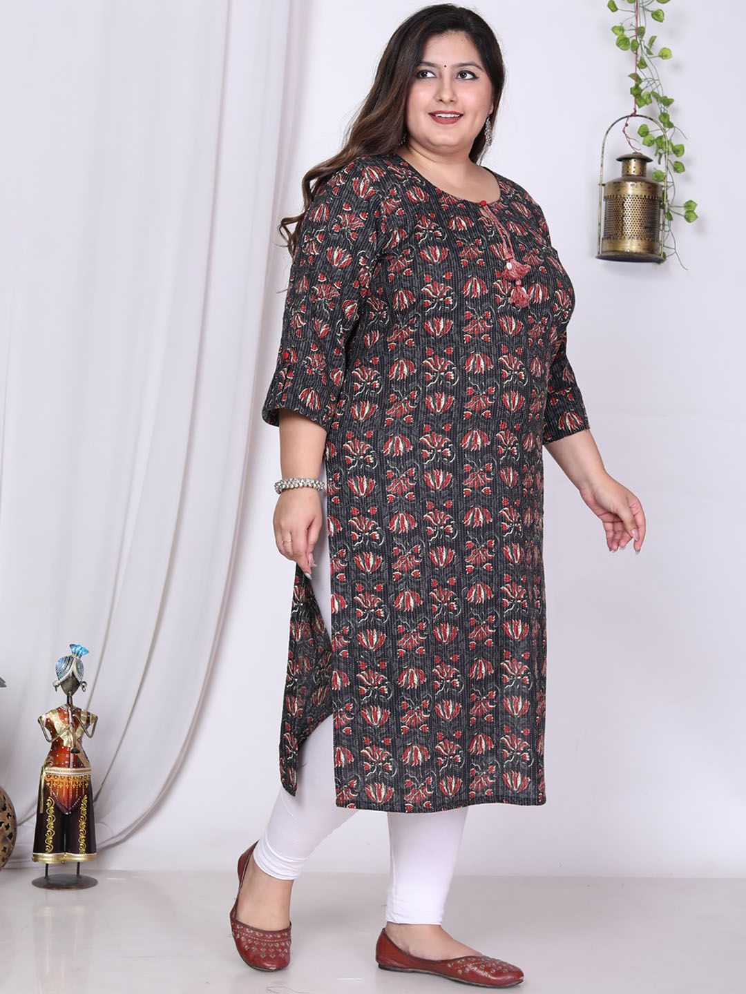 Plus Size Floral Printed Tie Up Neck Pure Cotton Kurta