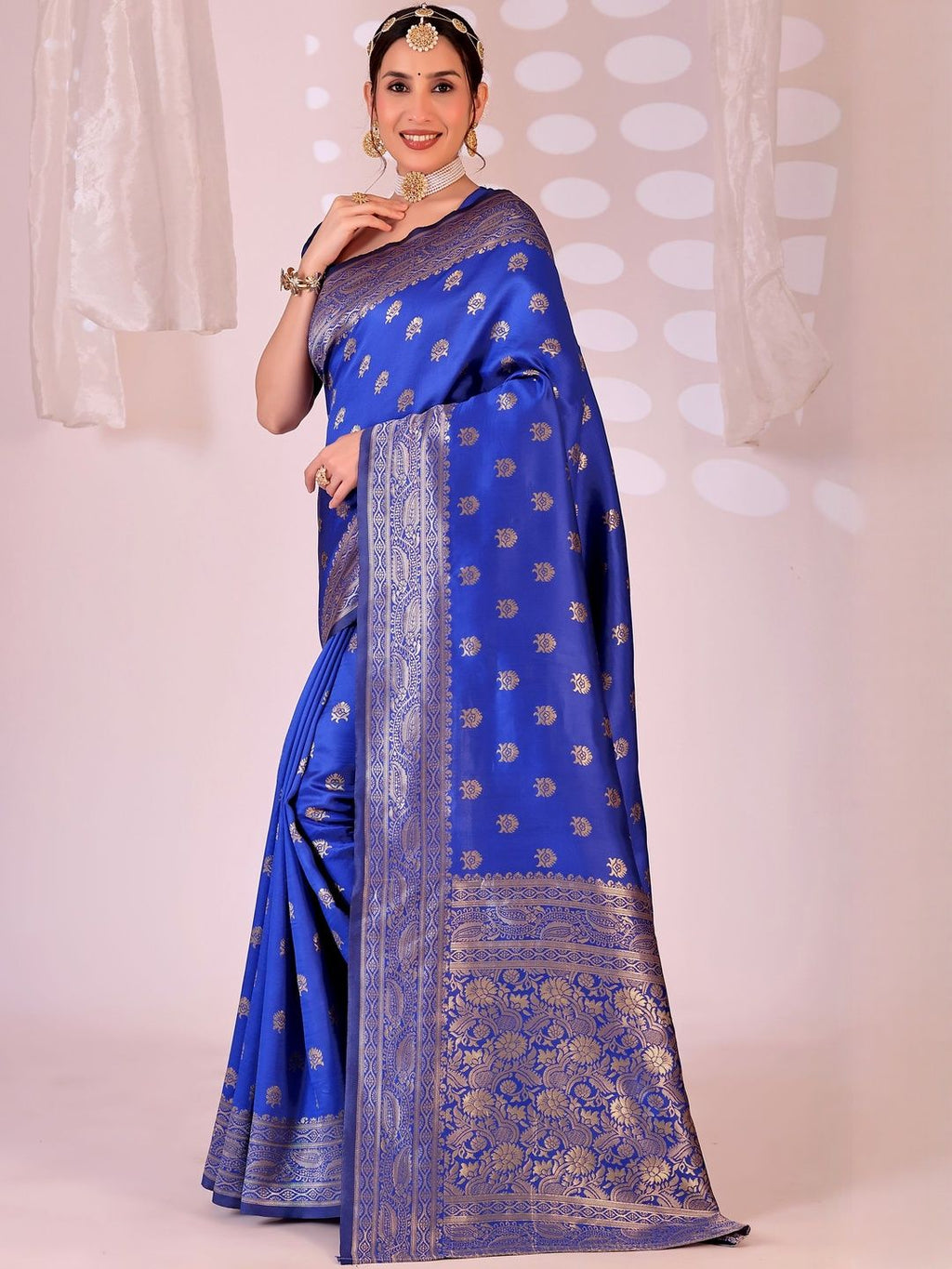 Dhimhi Women's Blue Silk Cotton Woven Design Sarees