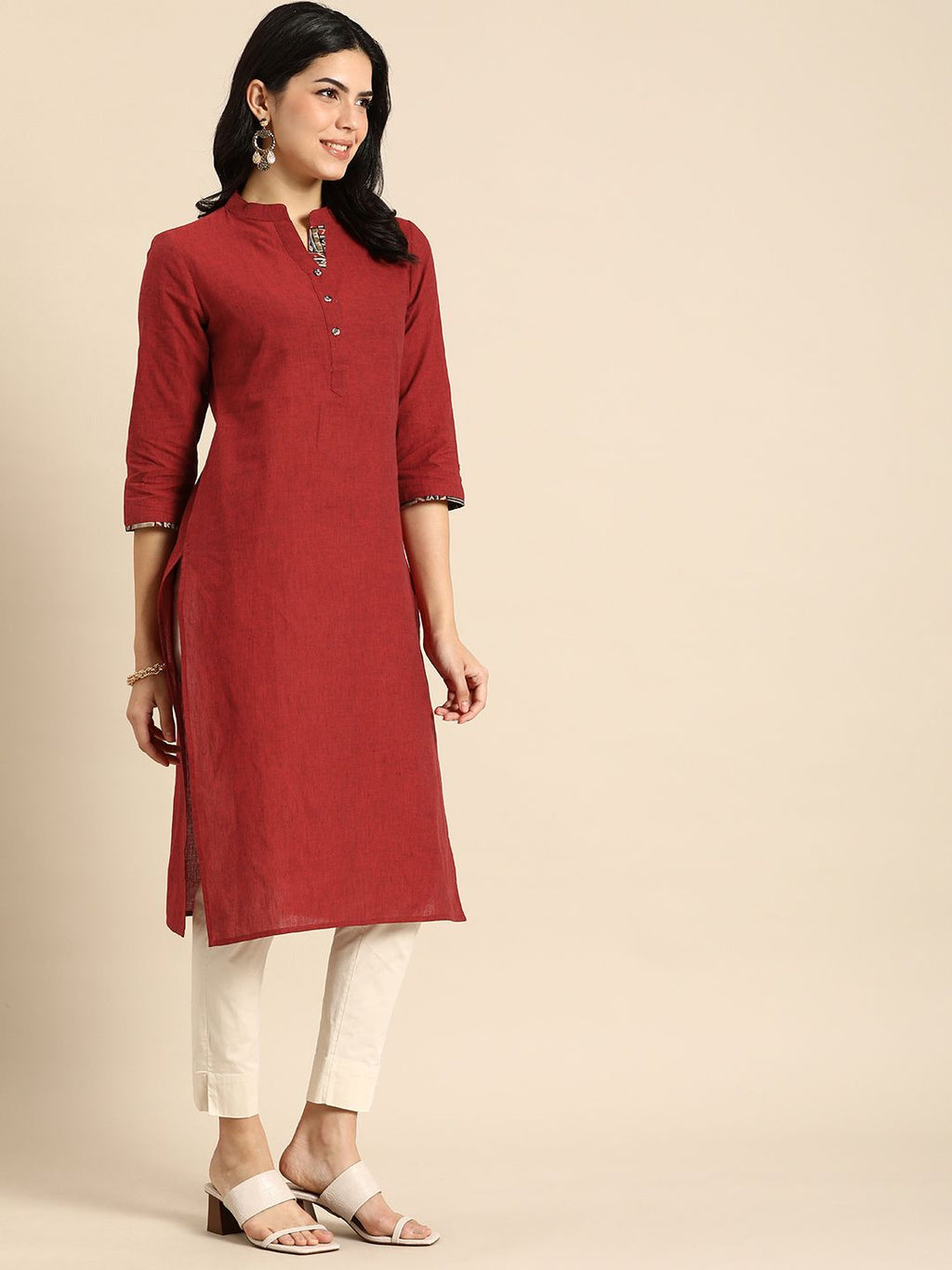 Women Solid Straight Kurta