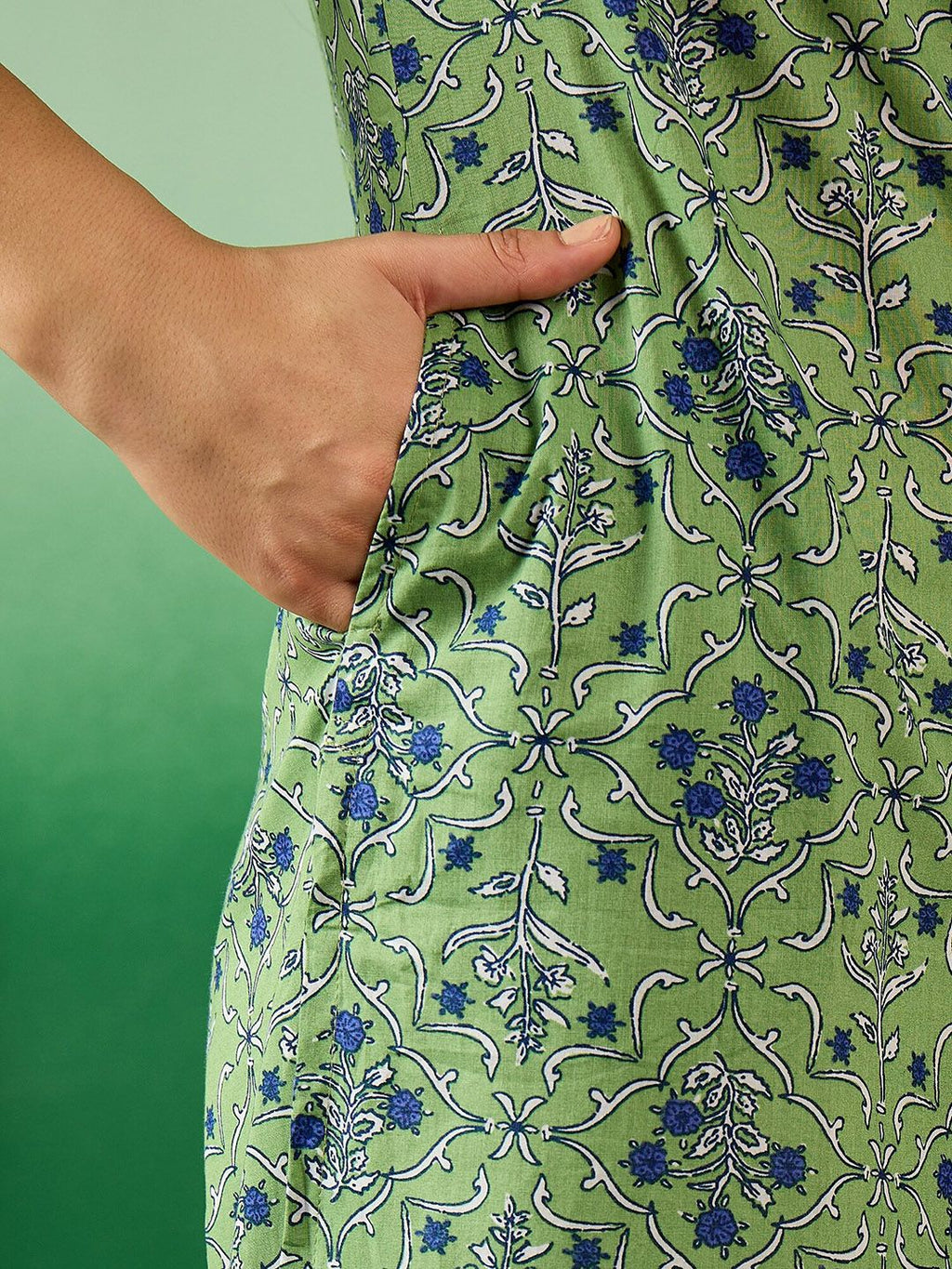 Green & Blue Floral Printed Notch Neck Pure Cotton Straight Kurta