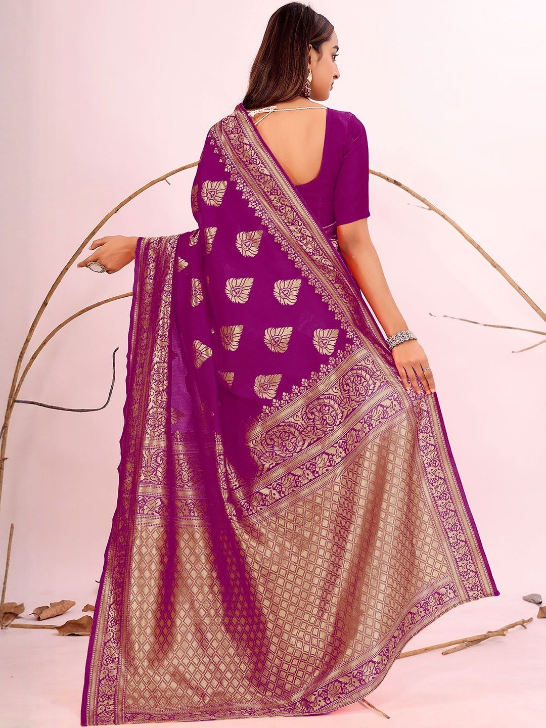 Dhimhi Women's Purple Silk Cotton Woven Design Sarees