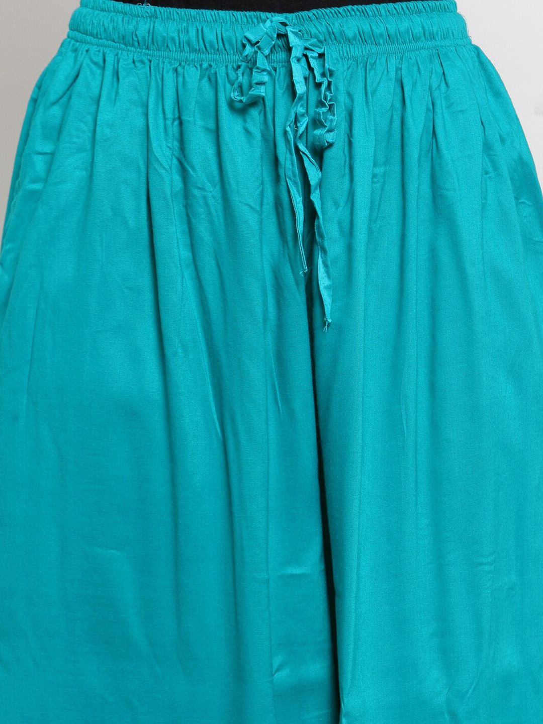 Dhimhi Women's Turquoise Blue Solid Flared Palazzo