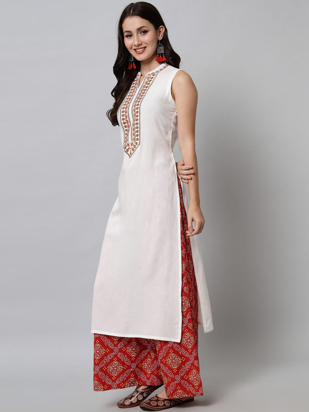 Dhimhi Women's White Bandhani Embroidered Kurta with Palazzos