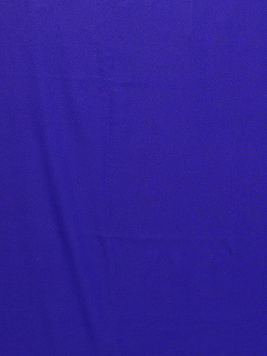 Dhimhi Women's Blue Poly Georgette Solid Sarees