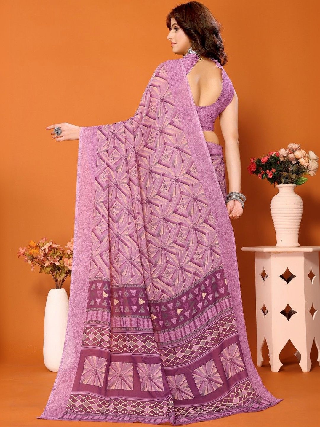 Dhimhi Women's Poly Georgette Fusion Fashion Saree