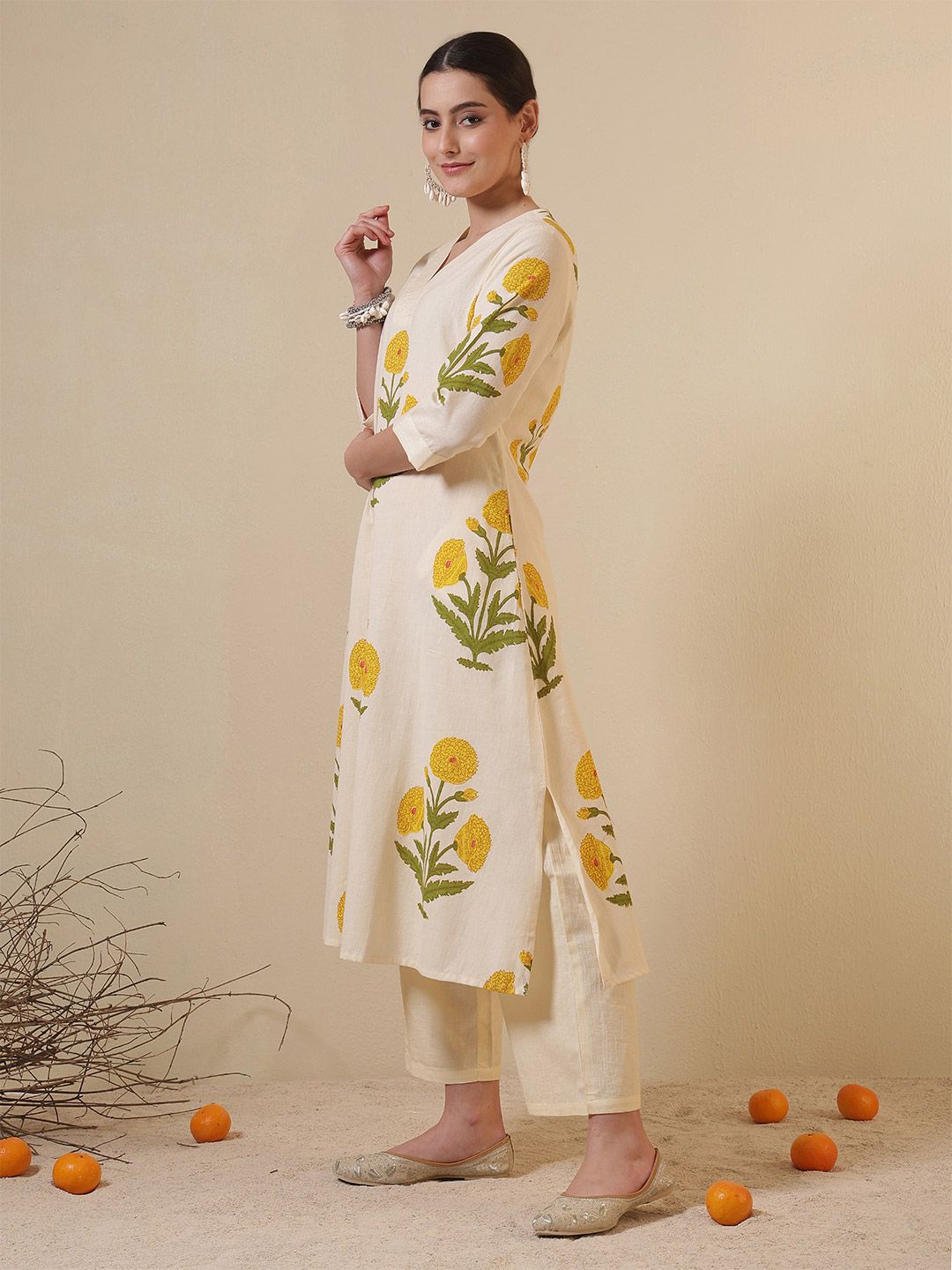 Dhimhi Women's Ethnic Motifs Printed Regular Pure Cotton Kurta with Palazzos Kurta Sets