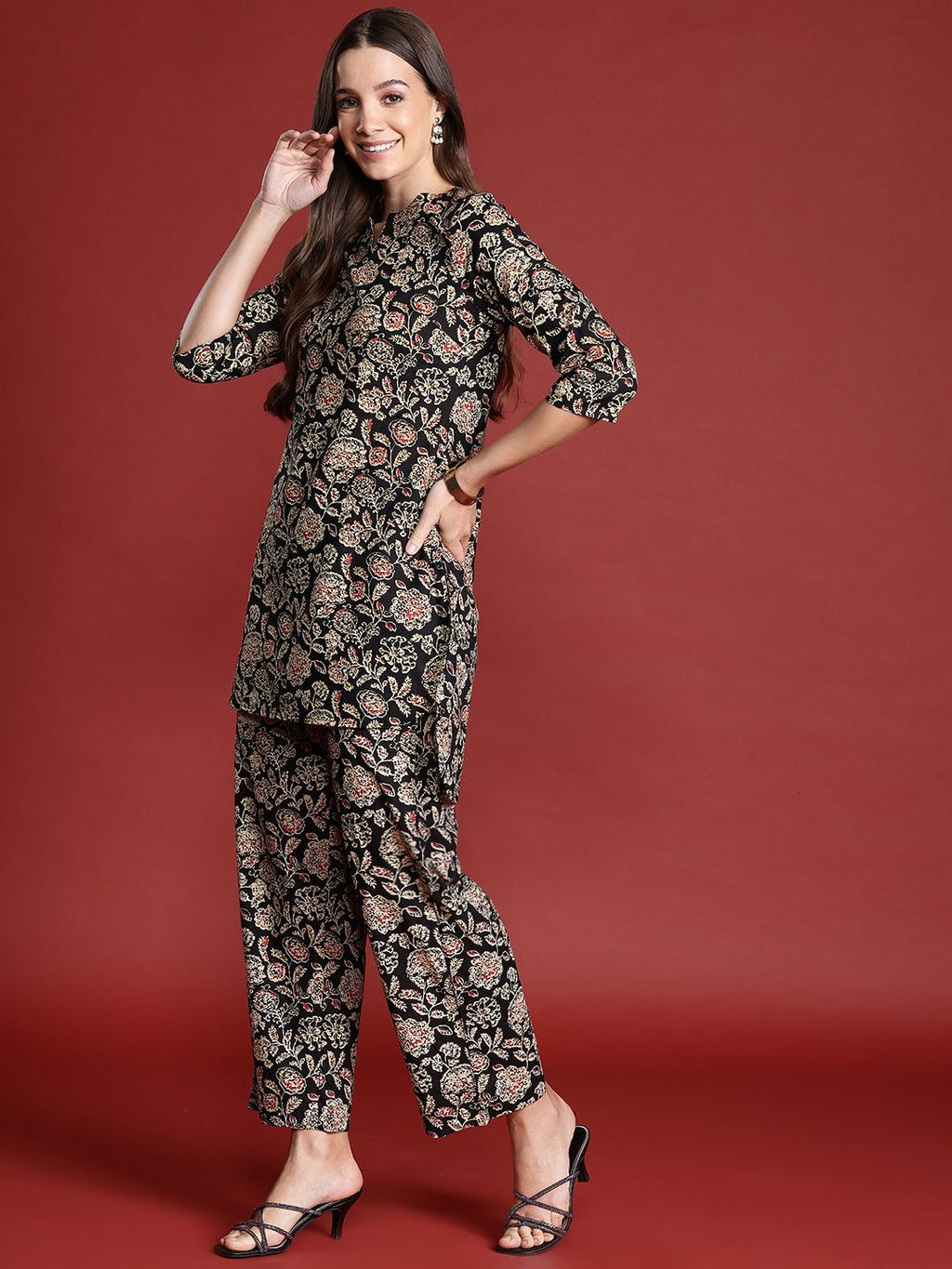 Dhimhi Women's Floral Print Cotton High-Low Kurta with Trousers