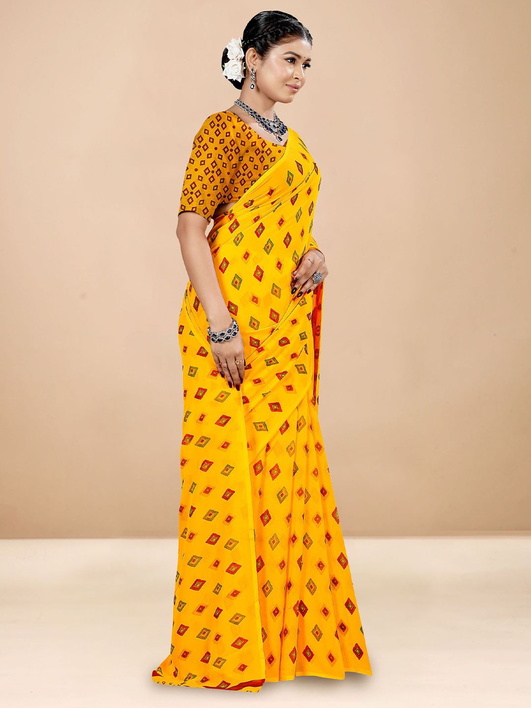 Dhimhi Women's Ethnic Motifs Poly Georgette Saree