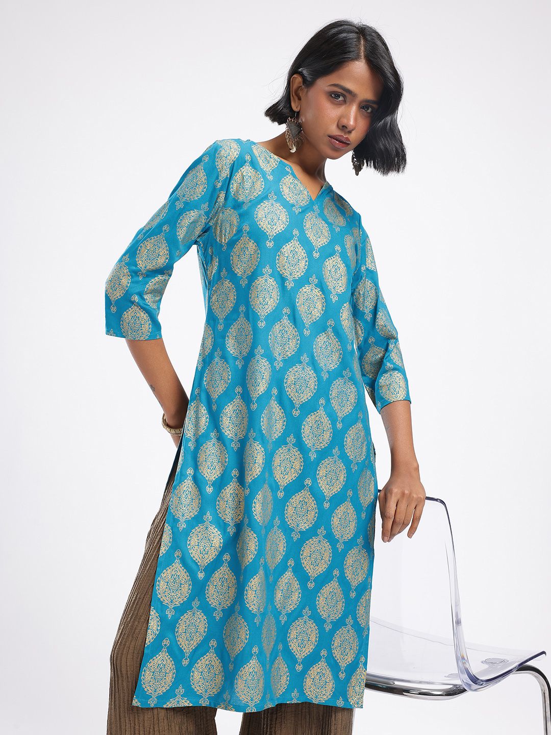 Ethnic Motifs Printed Straight Kurta