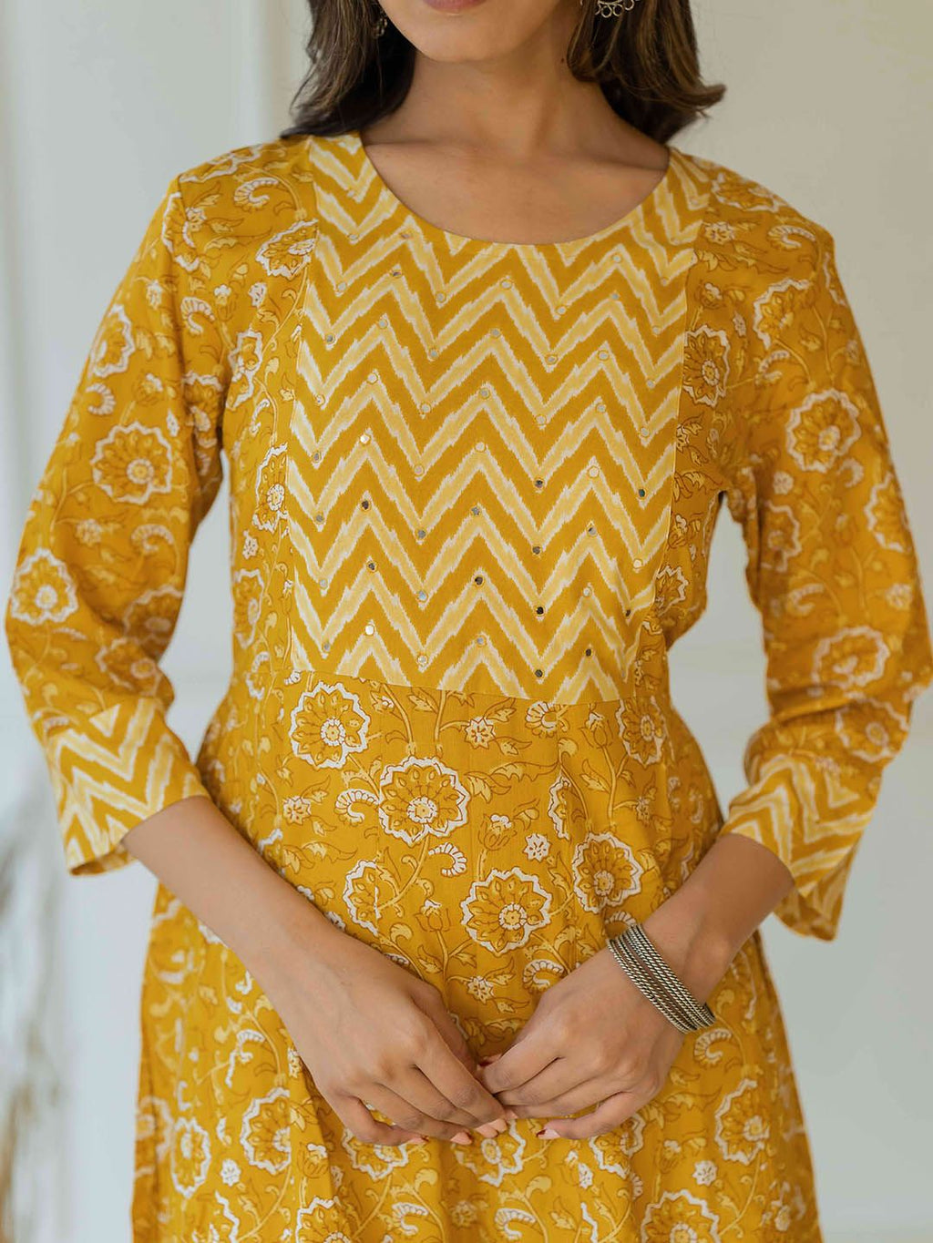 Dhimhi Women's Floral Printed Round Neck Cotton Fit & Flare Midi Ethnic Dress