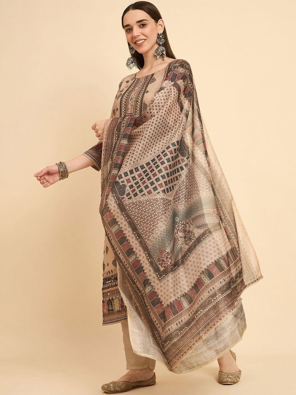 Dhimhi Women Aari Hand Work Digital Printed Kurta with Trousers & Dupatta