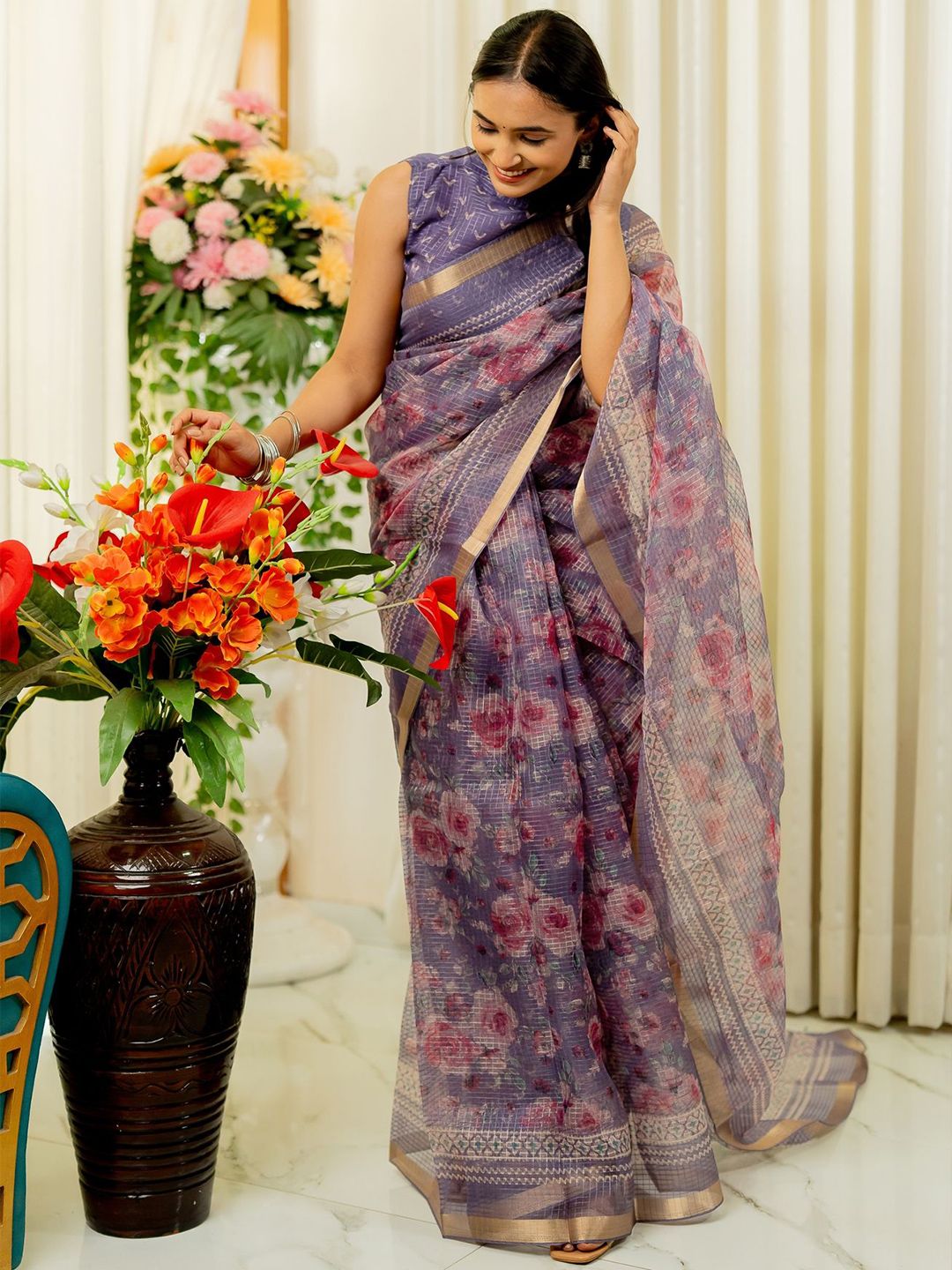 Dhimhi Women's Floral Saree