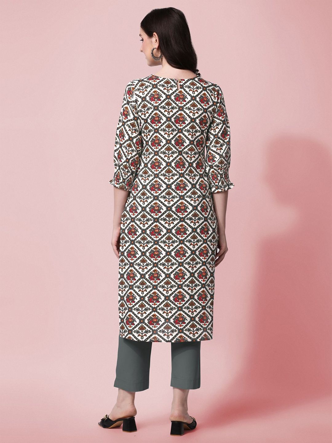 Women Ethnic Motifs Printed Mirror Work Block Print Kurta