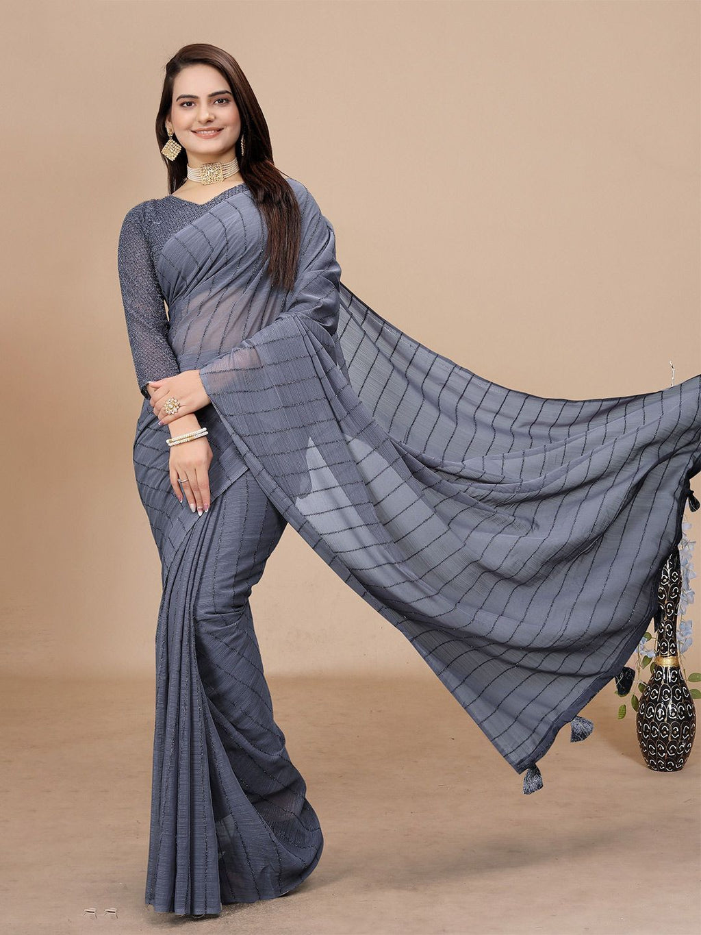 Dhimhi Women's Striped Pure Chiffon Saree