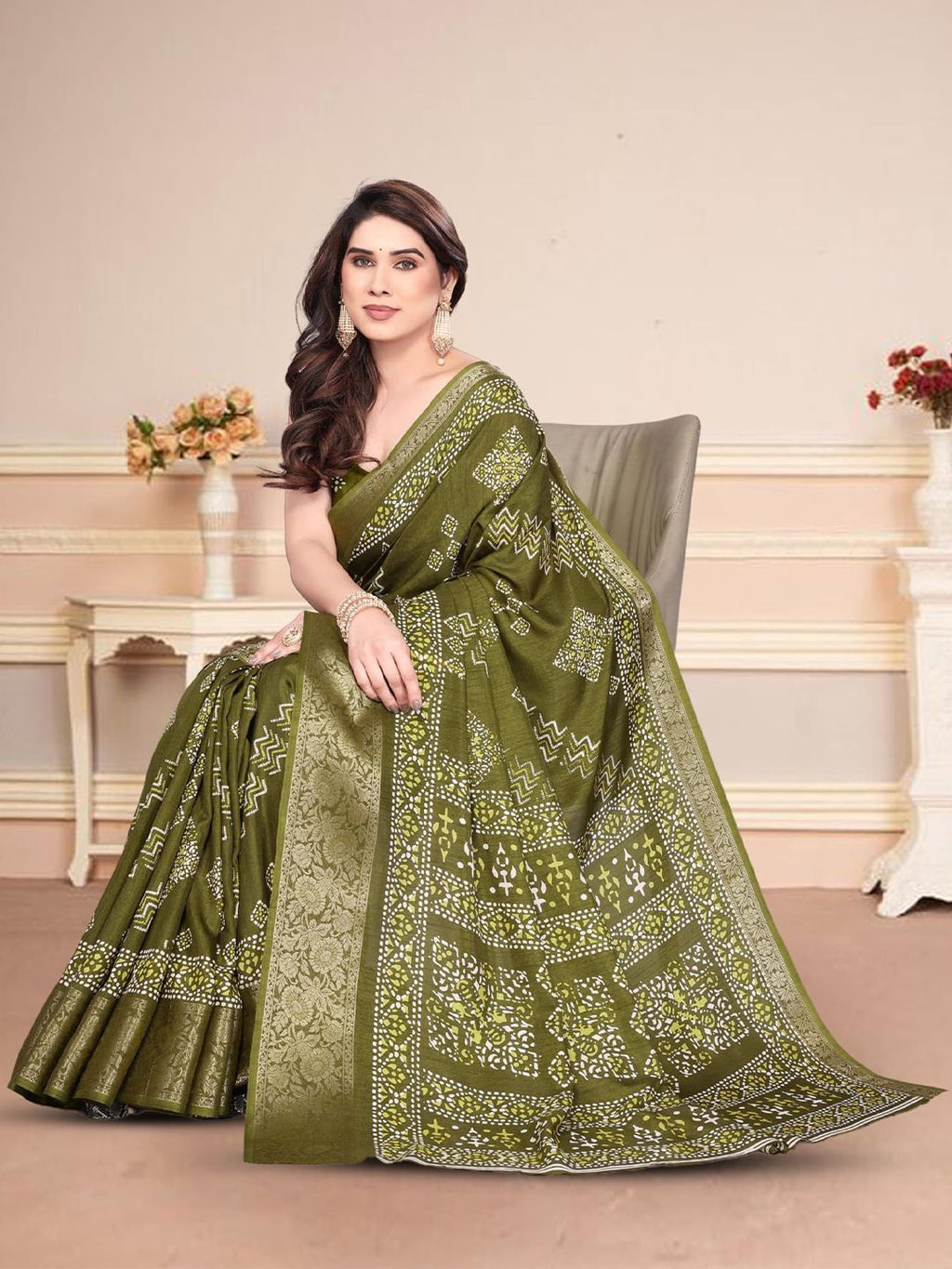 Dhimhi Women's Ethnic Motifs Printed Saree