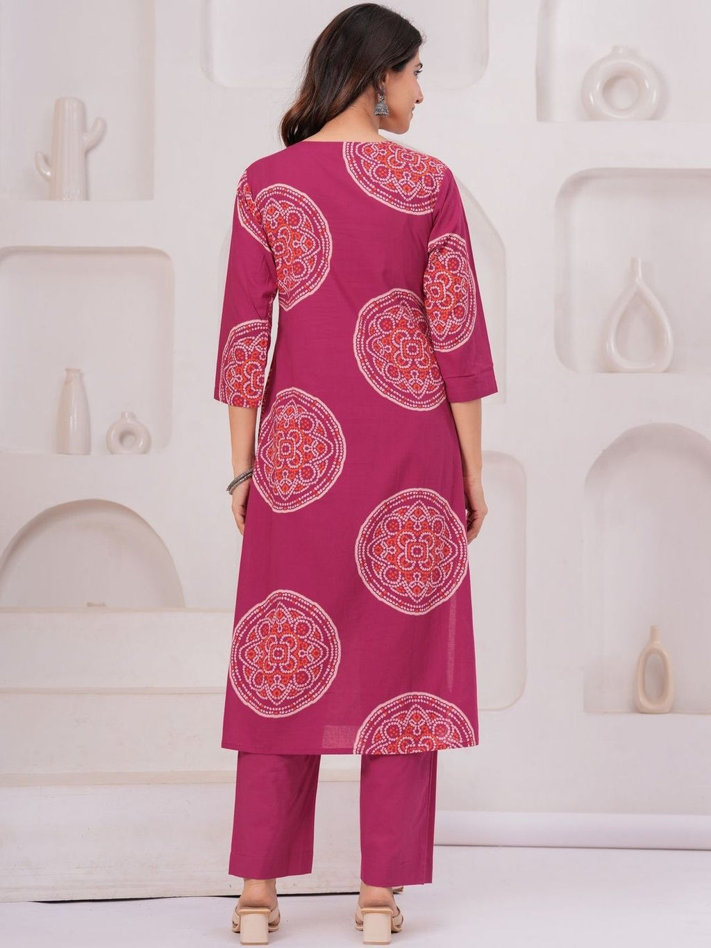Dhimhi Women's Ethnic Motifs Printed Mirror Work Pure Cotton Straight Kurta With Trousers